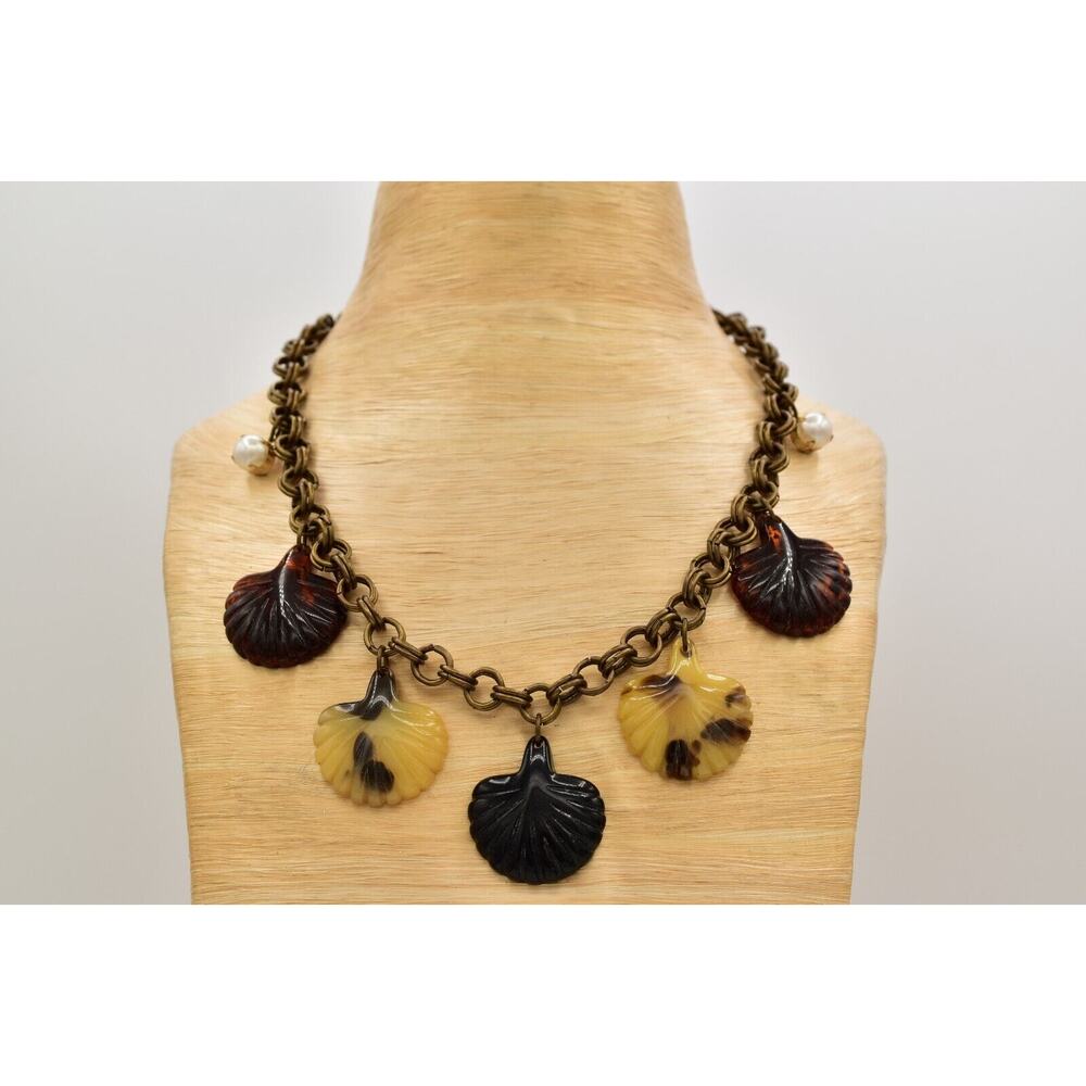 Maria Filo Vintage Charm Necklace Tortoise Lucite Shell Brass Tone Signed Bin7A